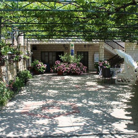 Apartments Sveti Anton Оребич Екстер'єр фото