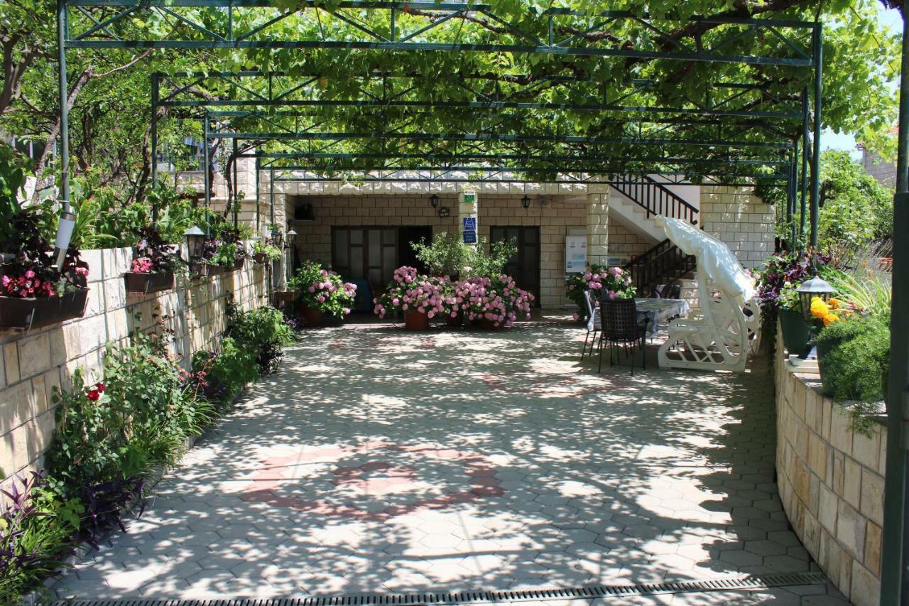 Apartments Sveti Anton Оребич Екстер'єр фото
